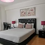Rickyguesthouse Maison d'hôtes Nazaré