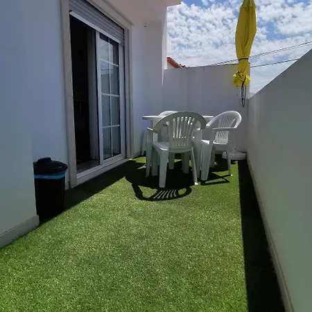 Casa de hóspedes Rickyguesthouse Nazaré